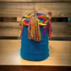 Mochila Wayuu unicolor grande tejida a mano por mujeres indígenas de La Guajira, Colombia.