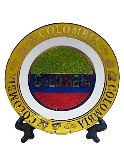 Plato decorativo redondo de Colombia con bandera y diseño de chiva artesanal